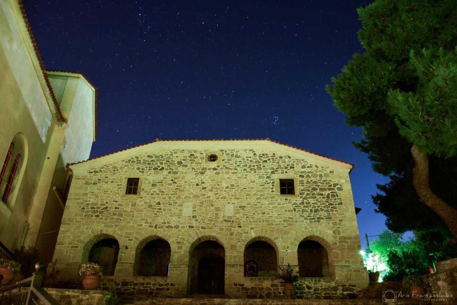 Νυχτερινή φωτογραφία Ναός Αγίου Γεωργίου.